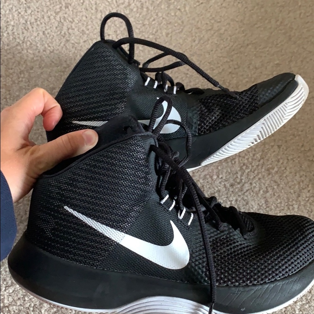 Women’s Basketball Sneakers